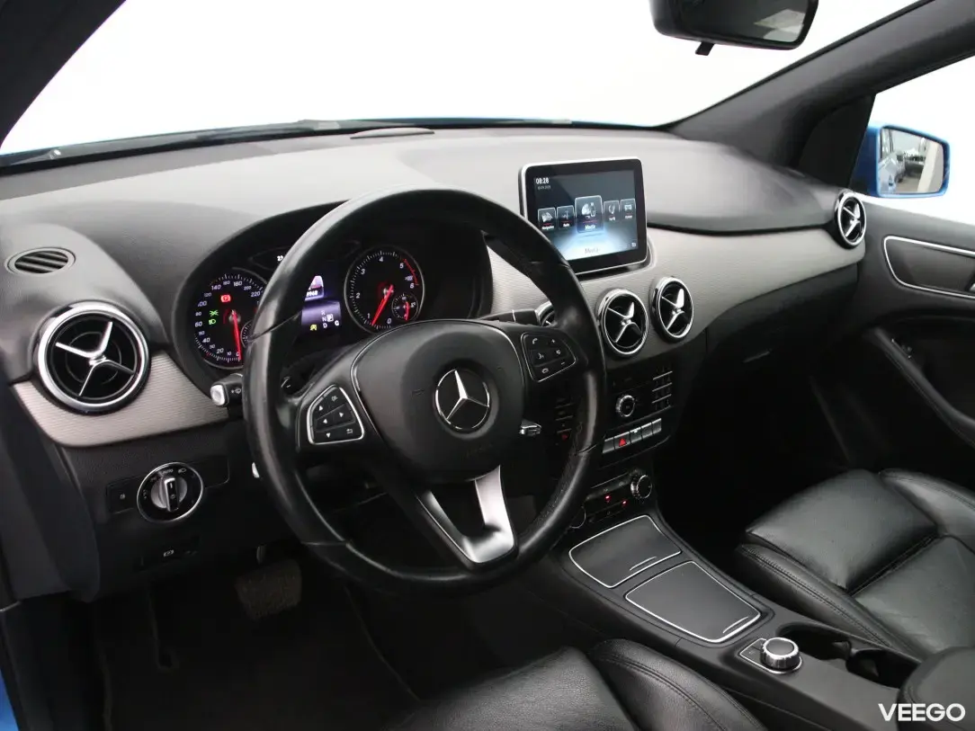 Mercedes-Benz B200 2.1 100kW