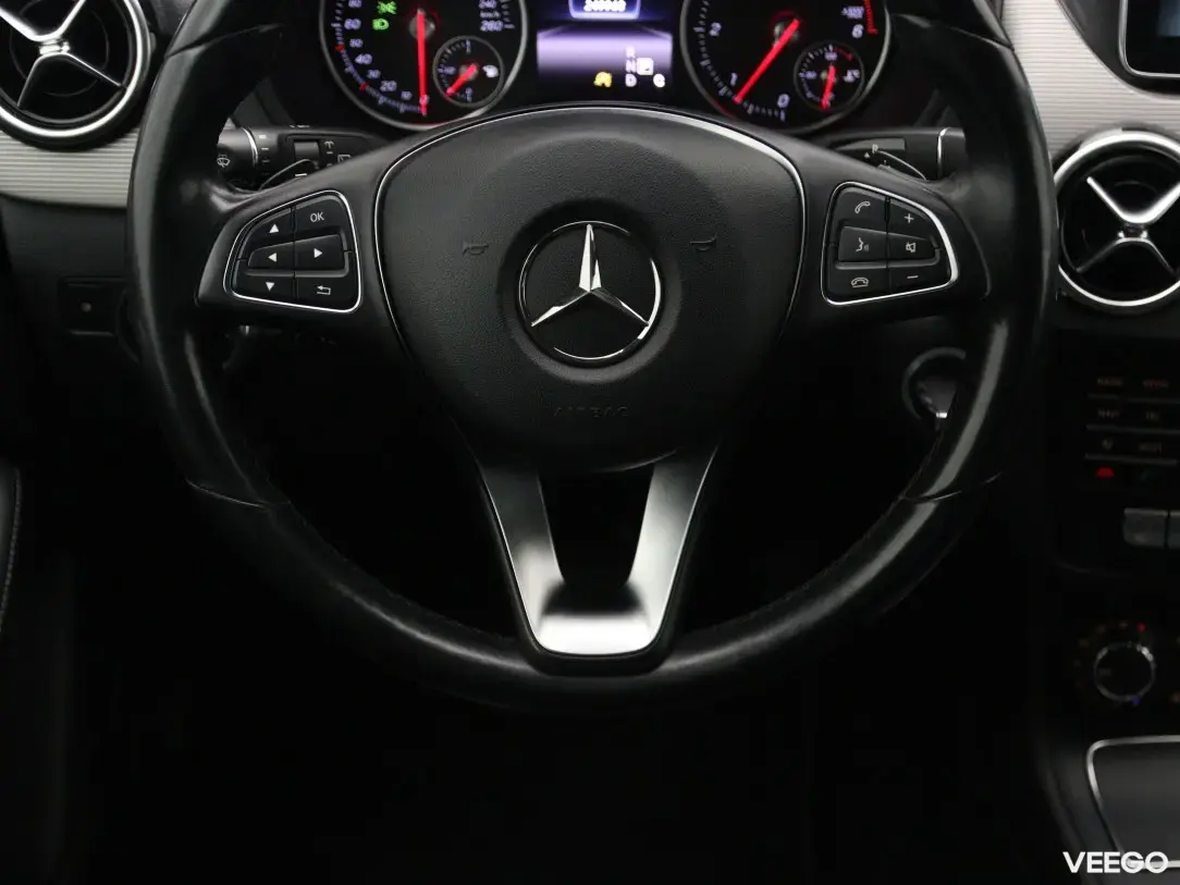 Mercedes-Benz B200 2.1 100kW