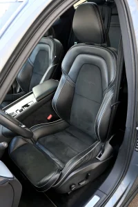 Volvo XC60 AWD R-DESIGN XENIUM PRO INTELLI SAFE MY2018 2 173kW thumbnail