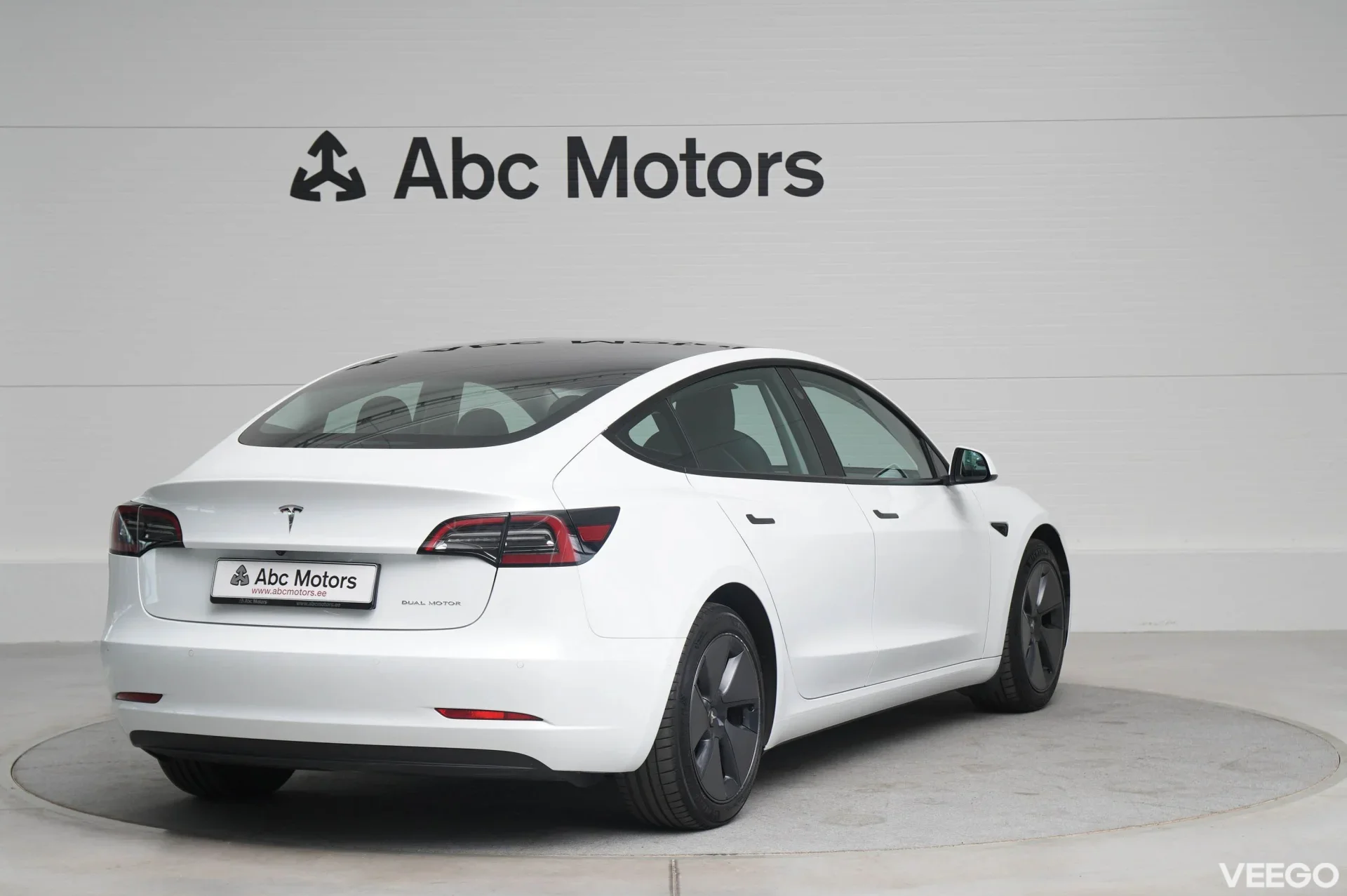 Tesla Model 3 Long Range AWD Dual Motor 366kW