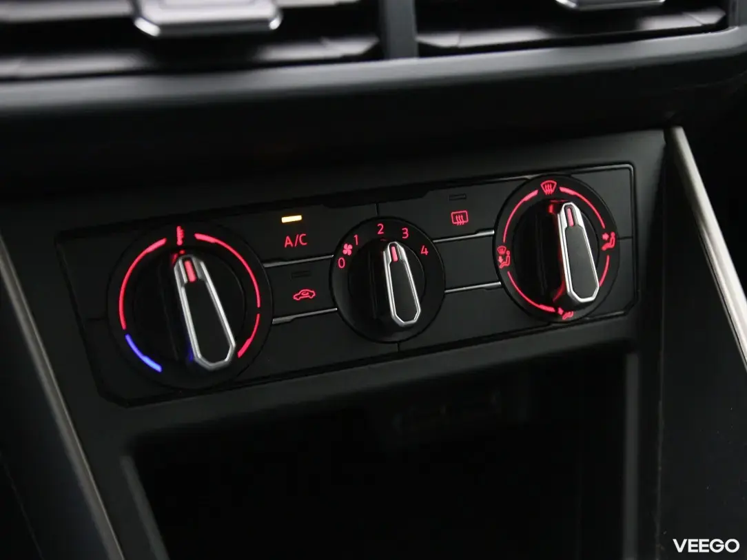 Volkswagen Polo 1 70kW
