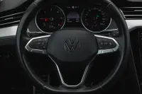 Volkswagen Passat 110kW thumbnail
