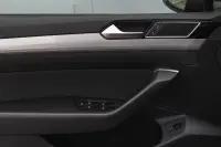 Volkswagen Passat 110kW thumbnail