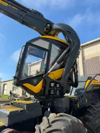 Ponsse Scorpion King 210kW thumbnail