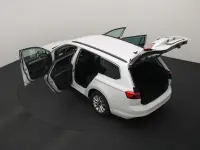 Volkswagen Passat 2 90kW thumbnail