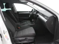 Volkswagen Passat 2 90kW thumbnail