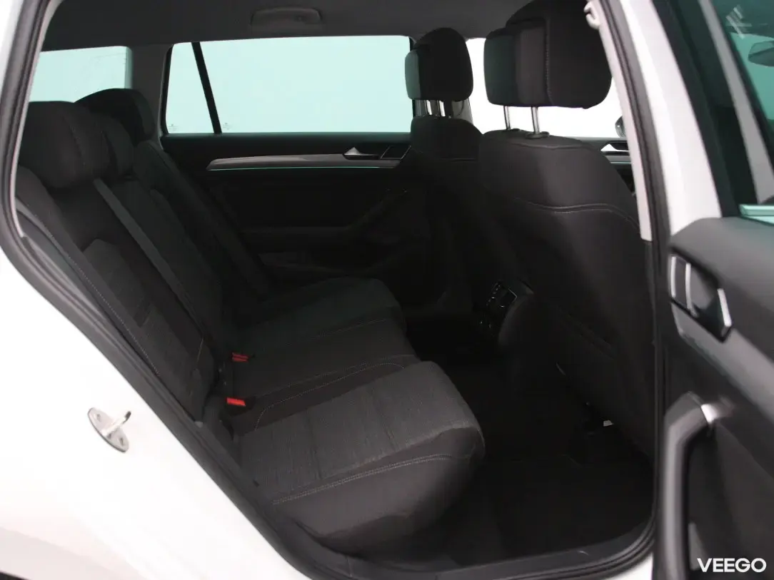 Volkswagen Passat 2 90kW