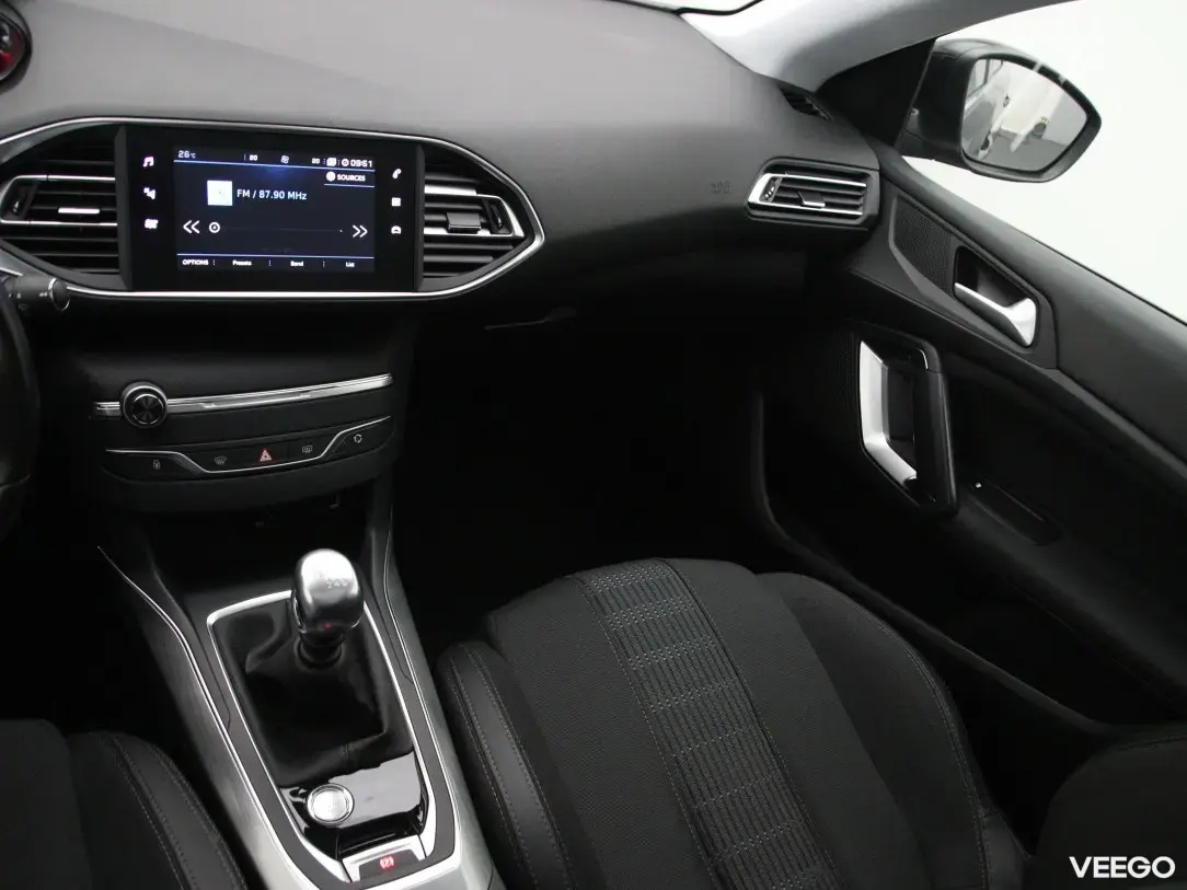 Peugeot 308 1.5 96kW