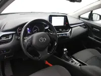 Toyota C-HR 1.8 72kW thumbnail