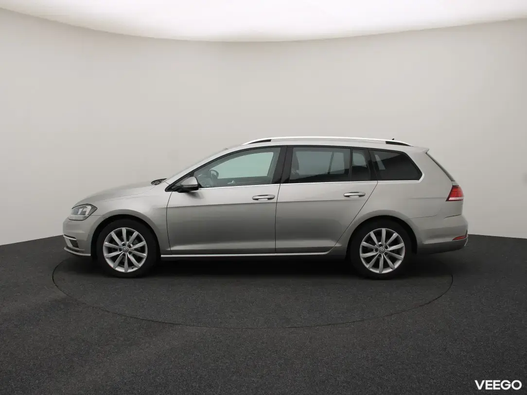 Volkswagen Golf 1.6 85kW