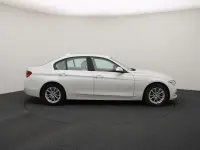 BMW 318 1.5 100kW thumbnail