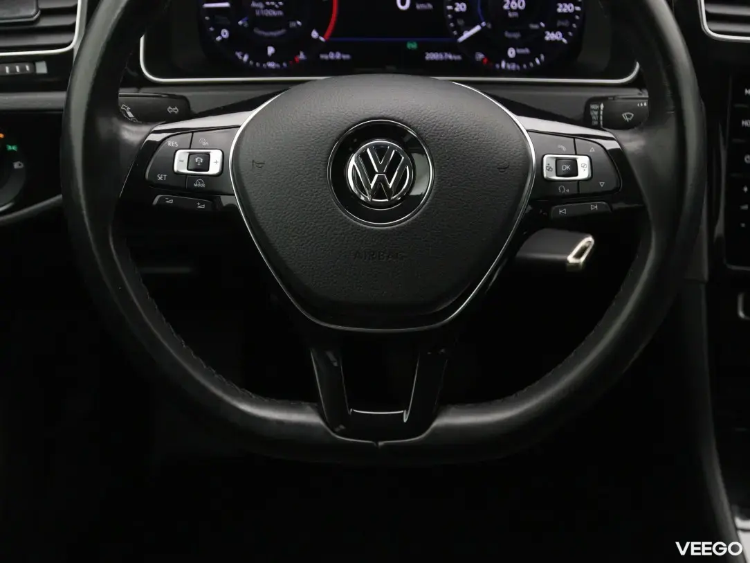 Volkswagen Golf 1.6 85kW