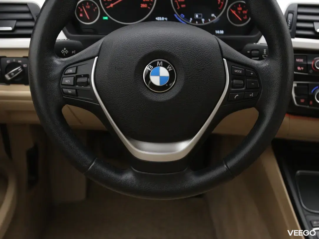 BMW 318 1.5 100kW