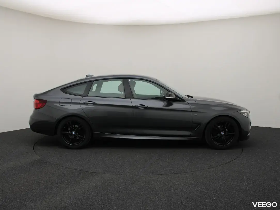 BMW 320 2 135kW