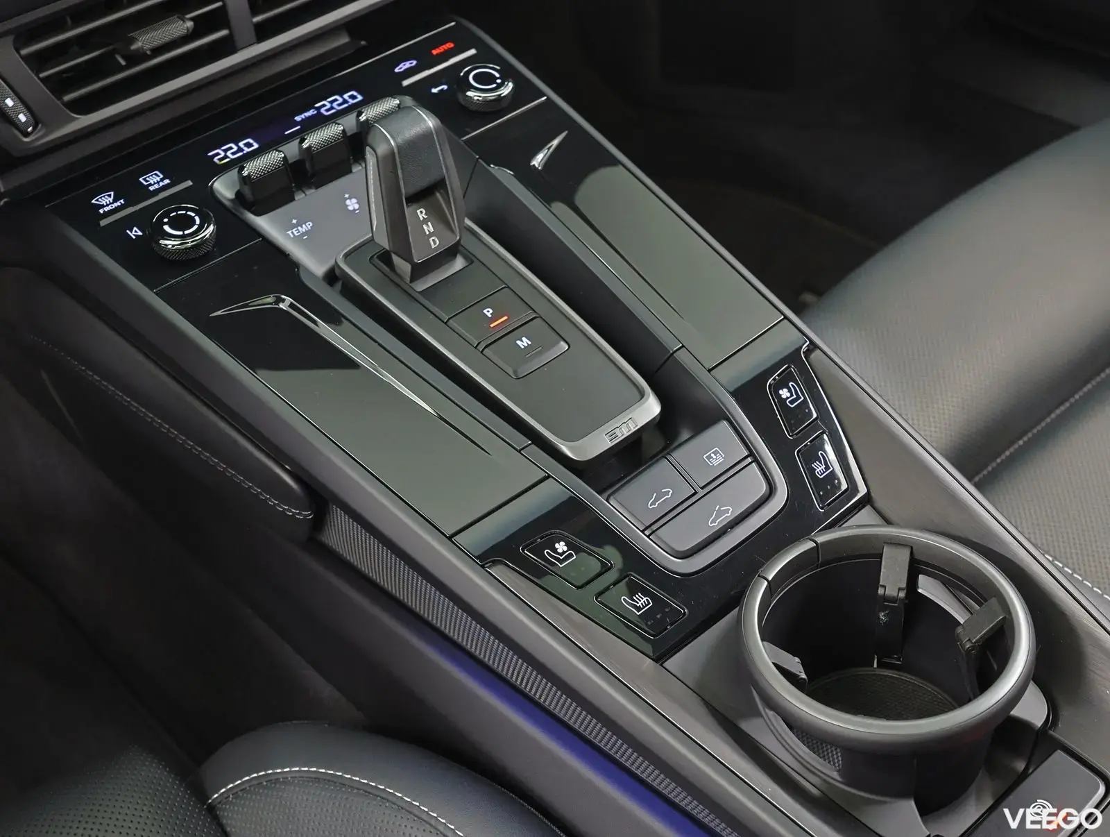Porsche 911 Carrera 4 GTS 357kW