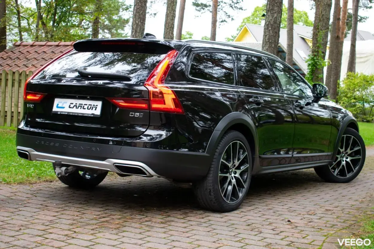 Volvo V90 Cross Country PRO Xenium Wntr 2 173kW