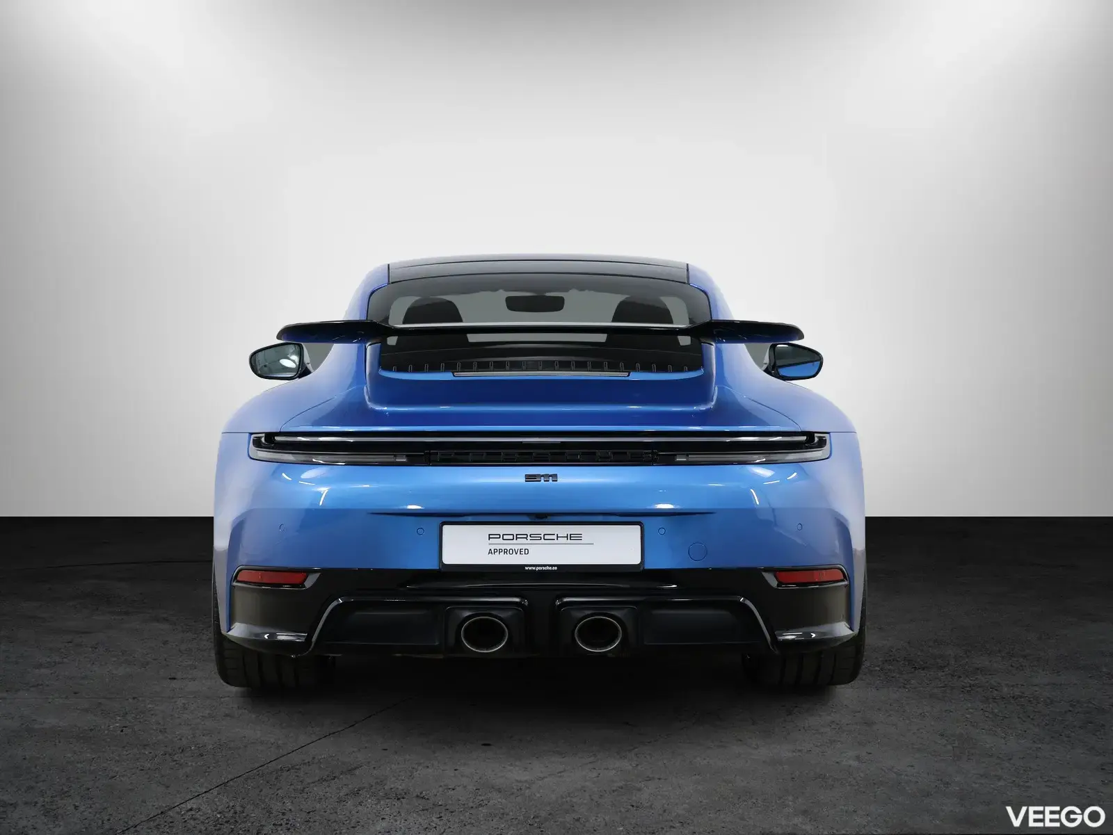 Porsche 911 Carrera 4 GTS 357kW