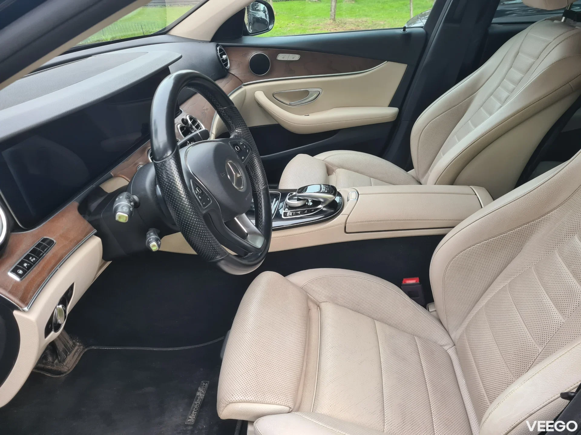 Mercedes-Benz E220 W213 2.0 143kW