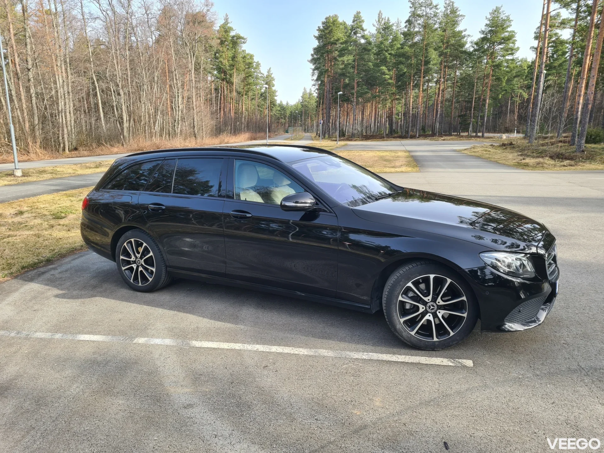 Mercedes-Benz E220 W213 2.0 143kW