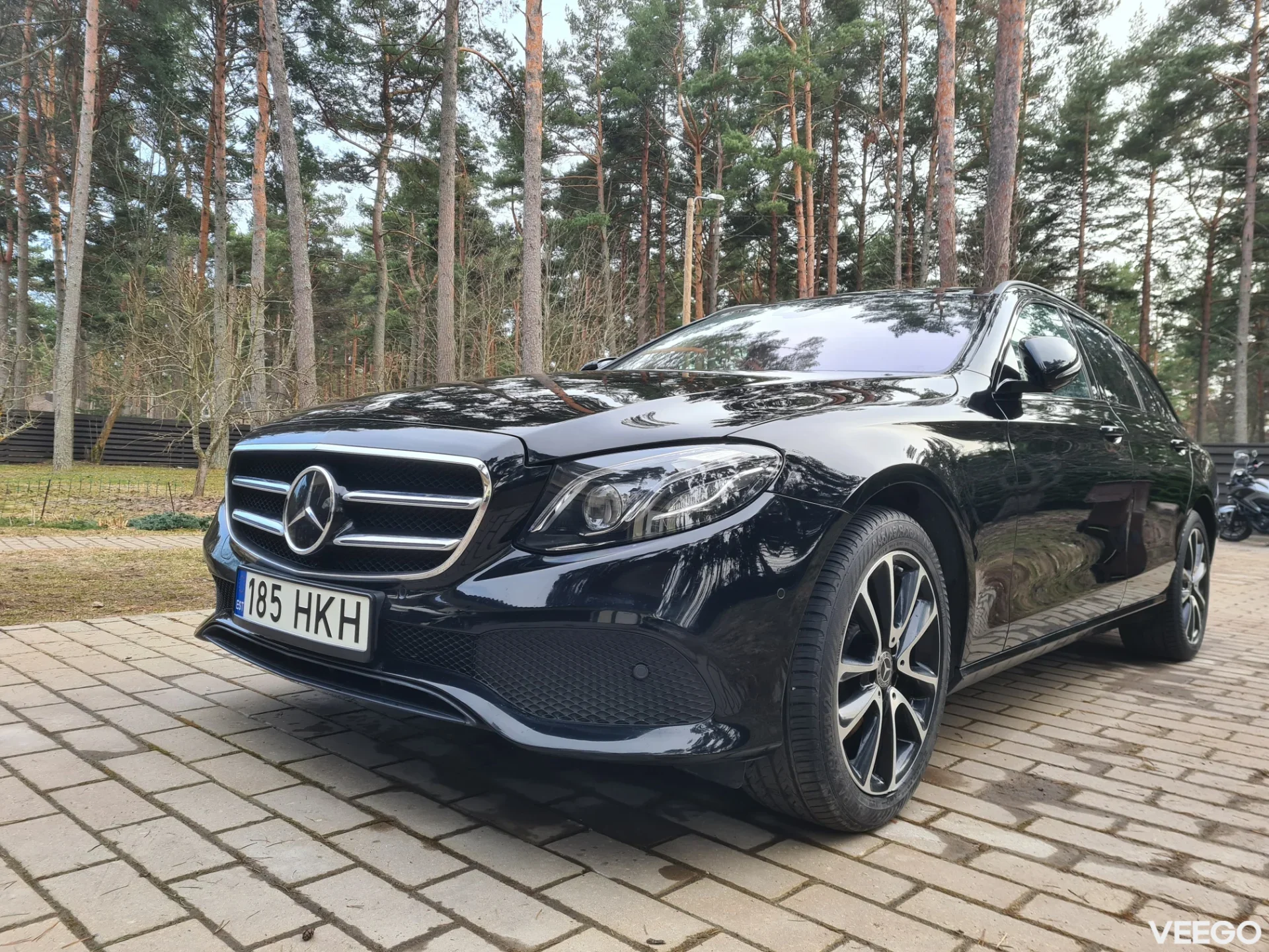 Mercedes-Benz E220 W213 2.0 143kW