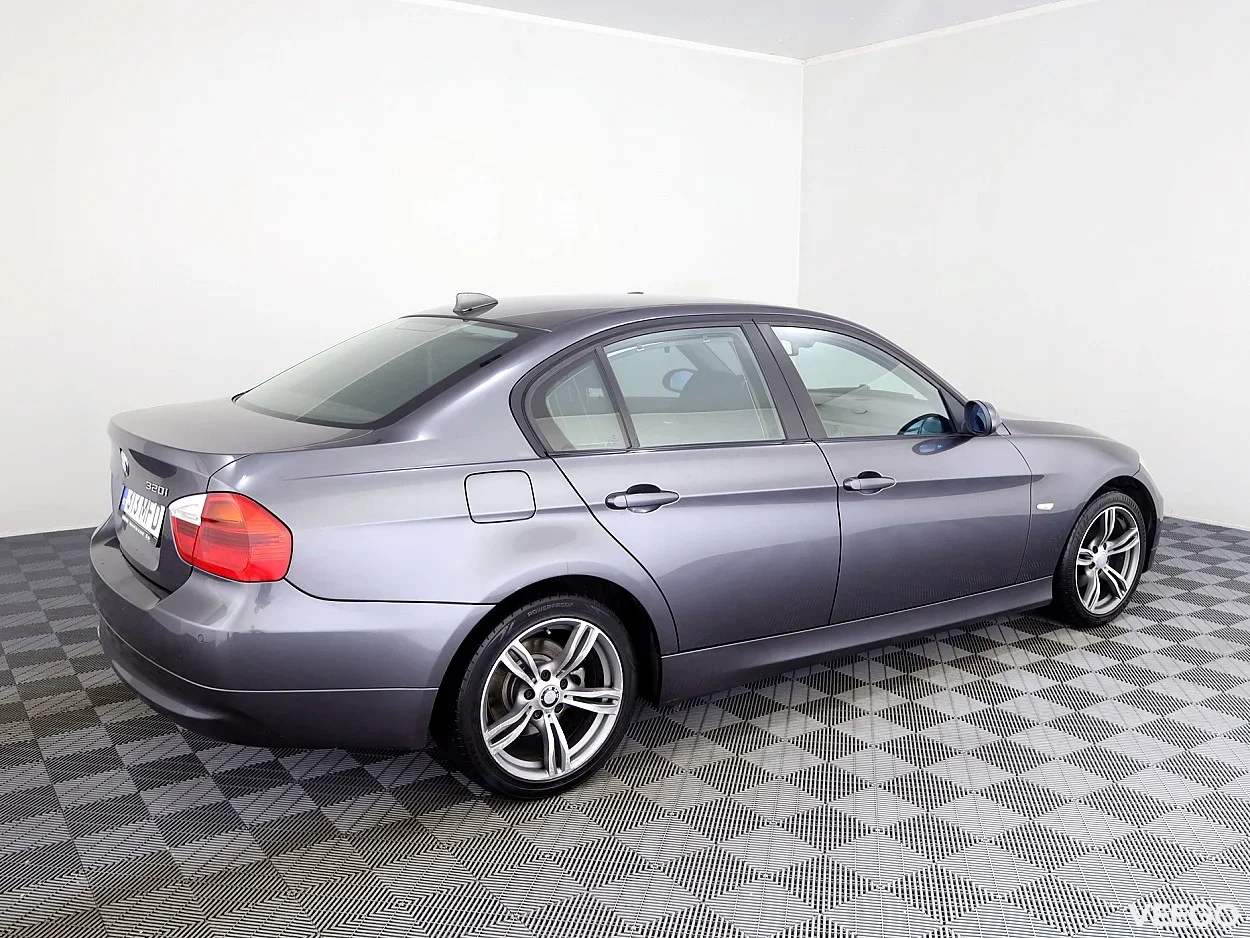 BMW 320 2.0 110kW