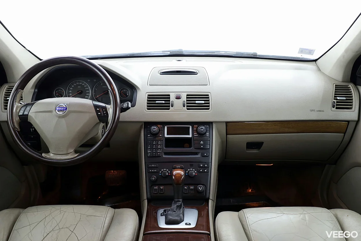 Volvo XC90 2.4 136kW