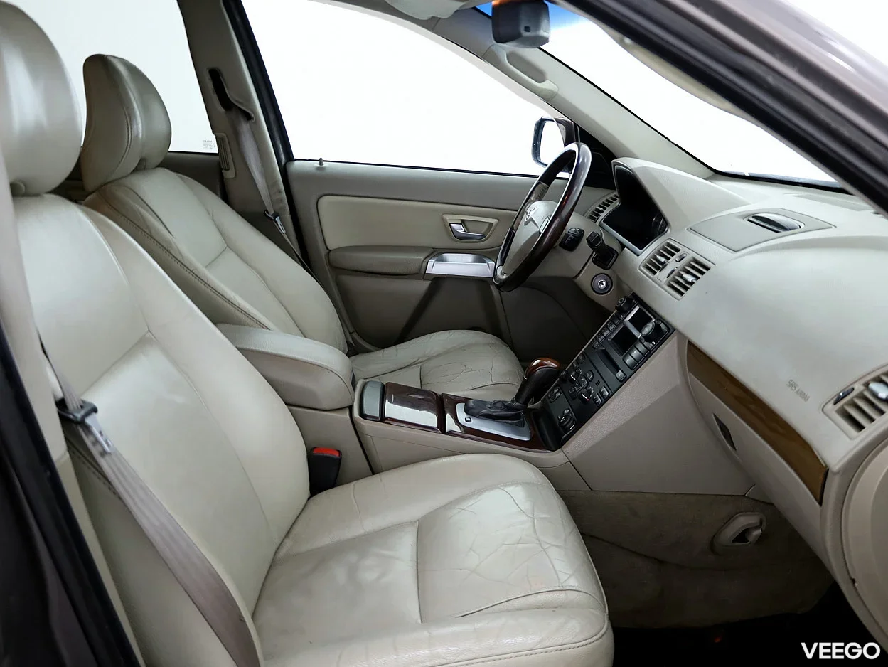 Volvo XC90 2.4 136kW