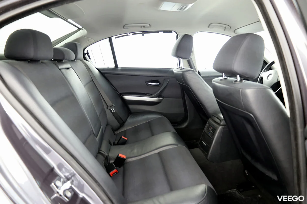 BMW 320 2.0 110kW
