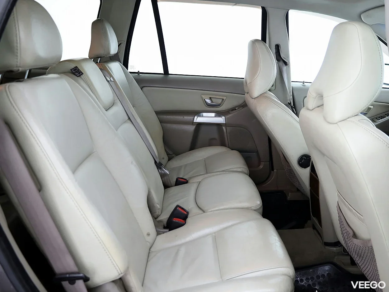 Volvo XC90 2.4 136kW