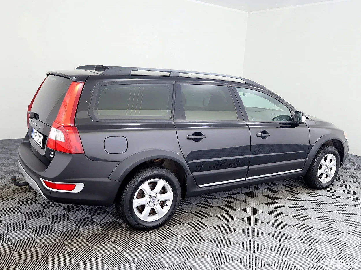 Volvo XC70 2.4 136kW