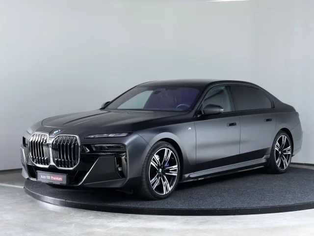 Image of BMW i7 xDrive60 M Sportpakett 400kW