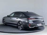 BMW i7 xDrive60 M Sportpakett 400kW thumbnail