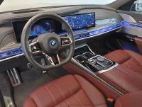 BMW i7 xDrive60 M Sportpakett 400kW thumbnail