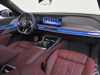 BMW i7 xDrive60 M Sportpakett 400kW thumbnail