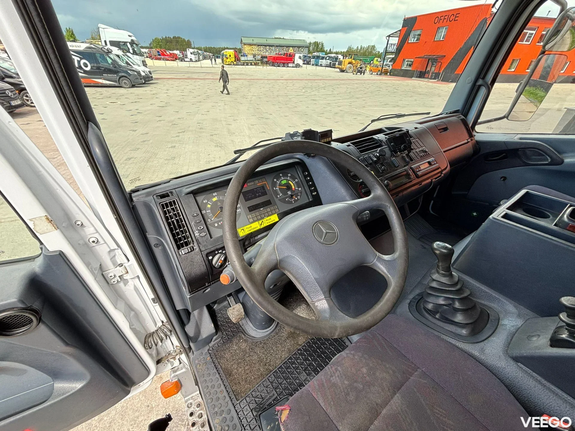Mercedes-Benz Atego PK 2900 / BOX L=3823 180kW
