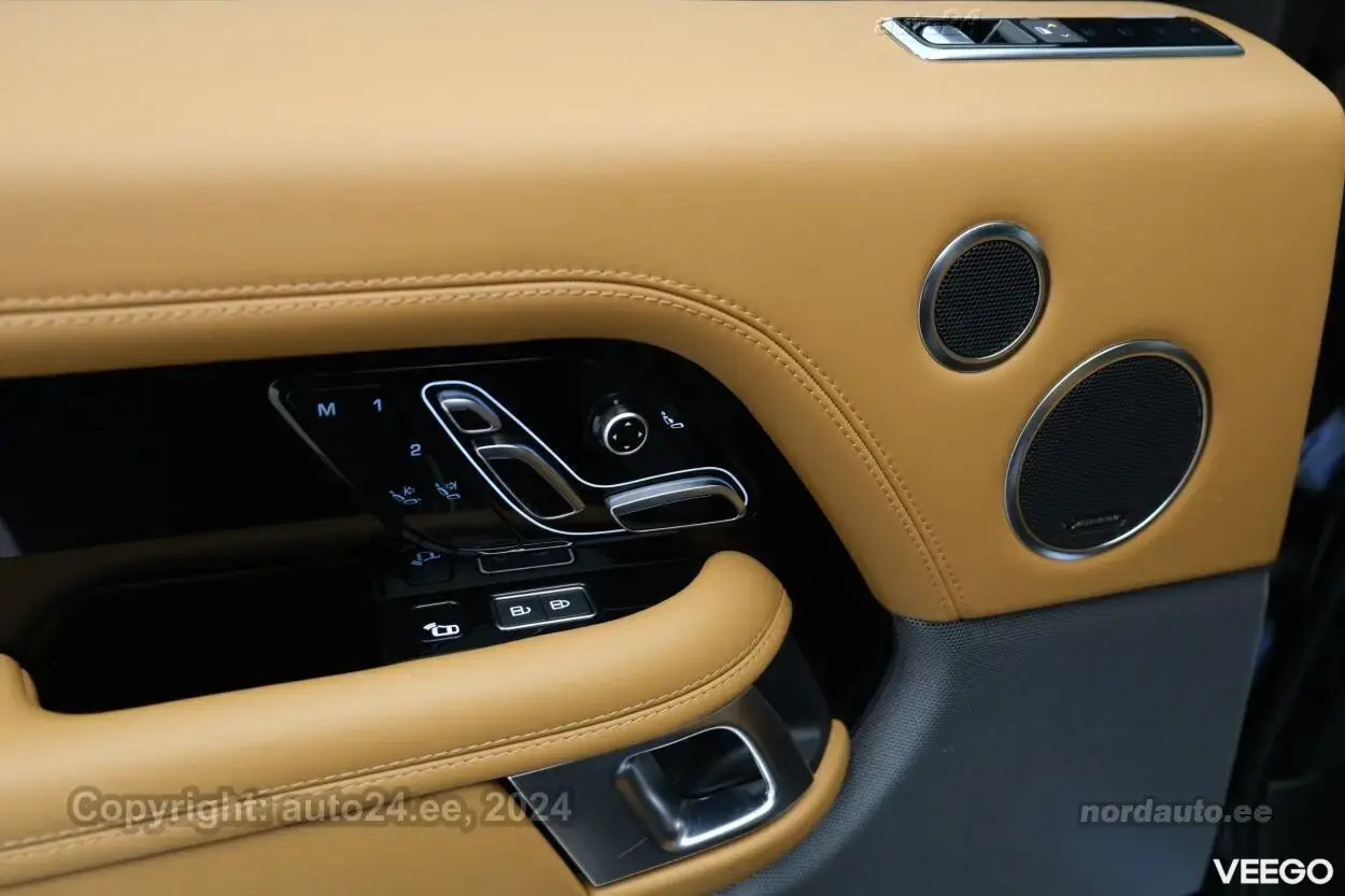 Land Rover Range Rover P400e Autobiography Fifty Edition 2 221kW