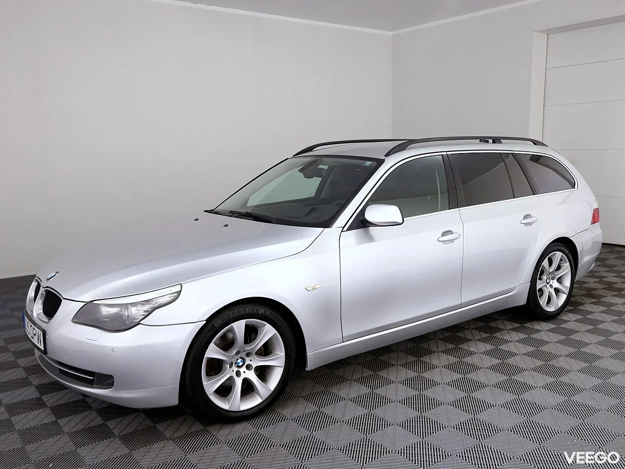 BMW 520 2.0 121kW