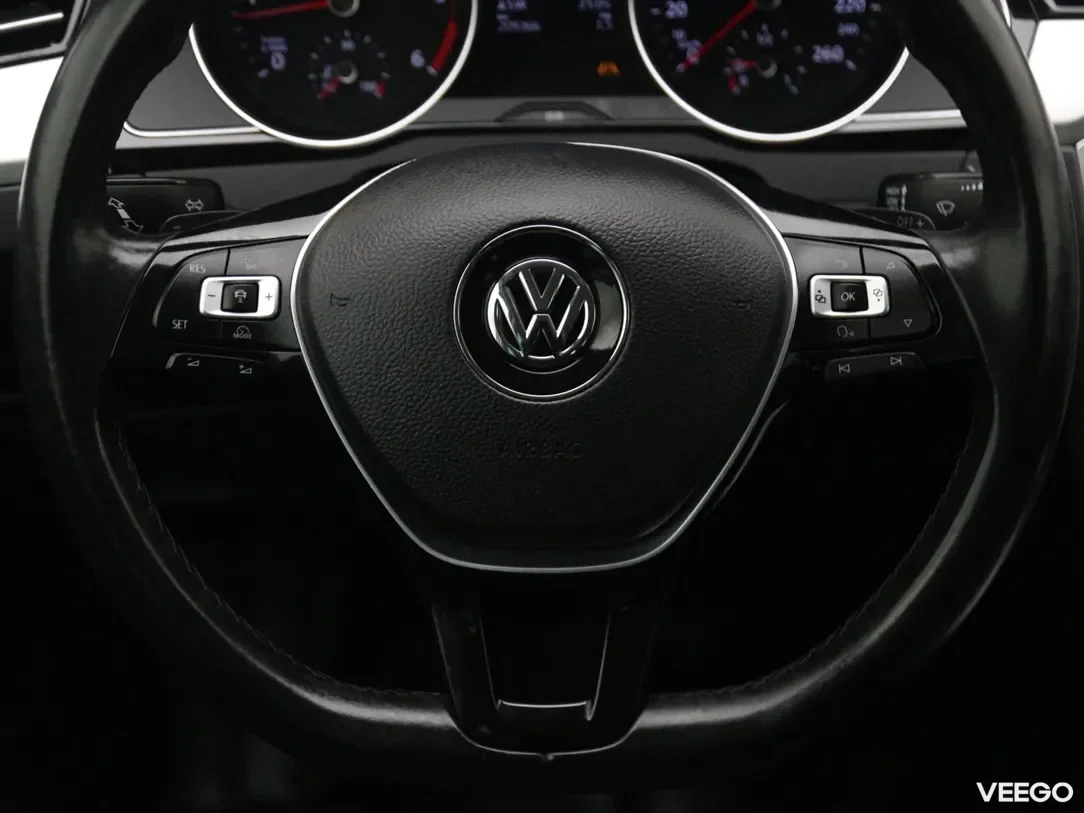 Volkswagen Passat 2 110kW