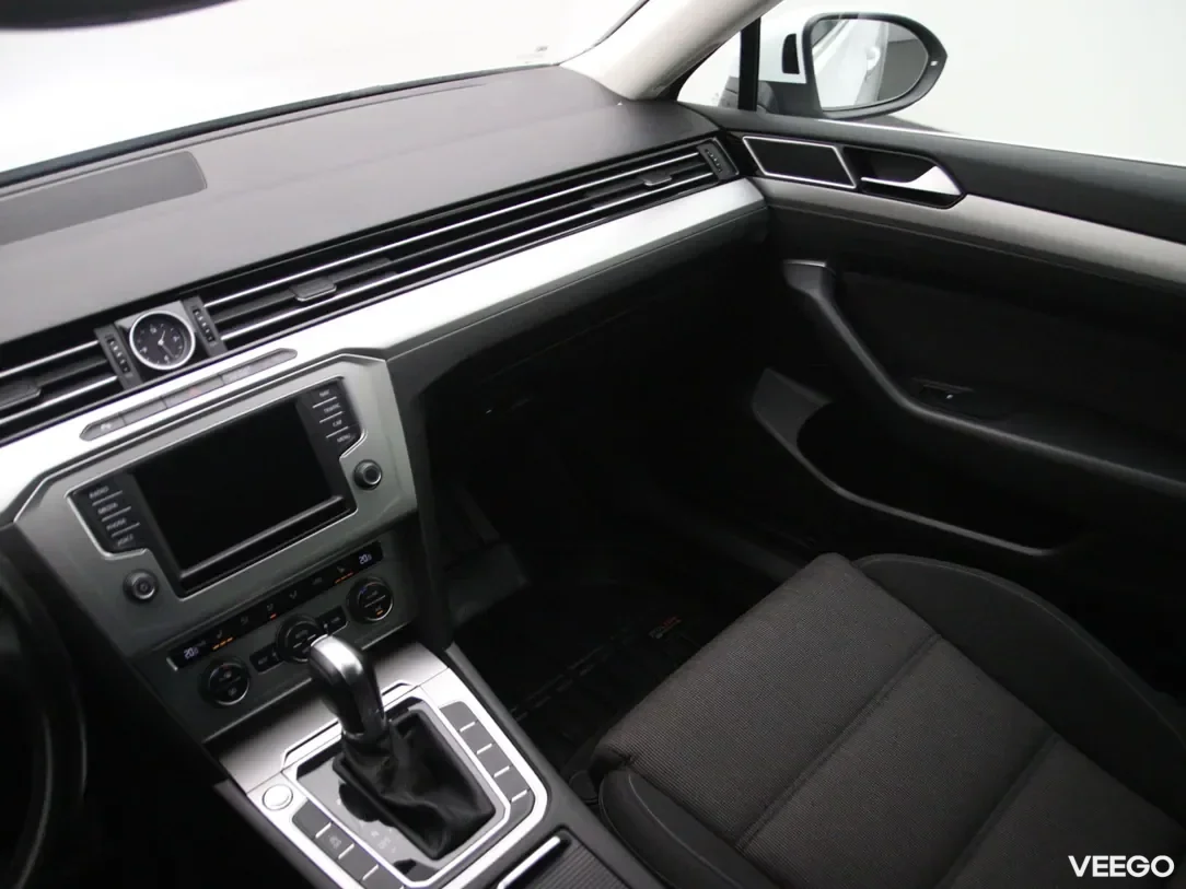 Volkswagen Passat 2 110kW