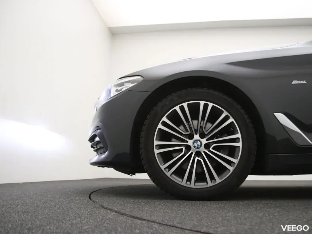 BMW 520 2 140kW