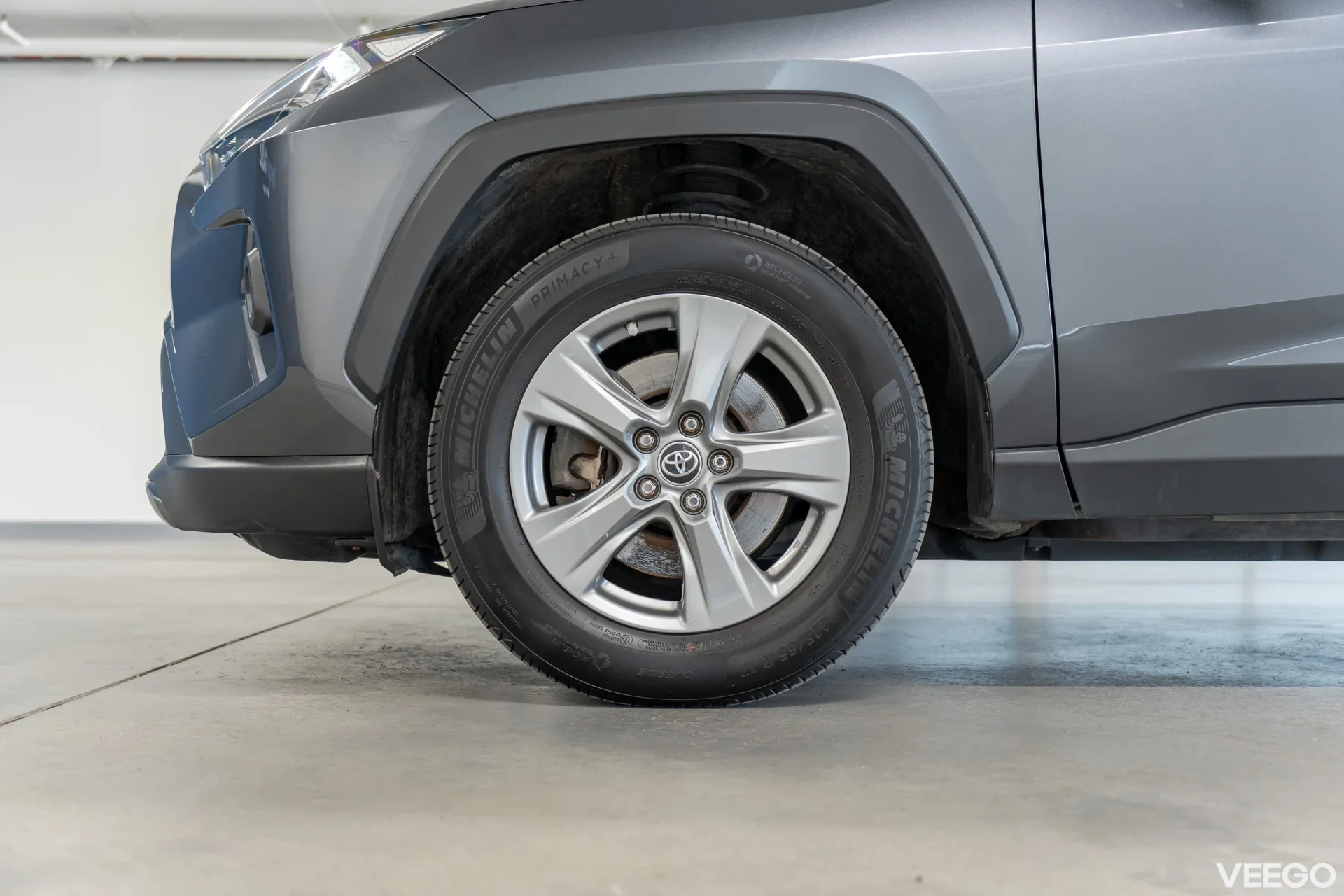 Toyota RAV4 Luxury 129kW