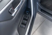 Toyota RAV4 Luxury 129kW thumbnail