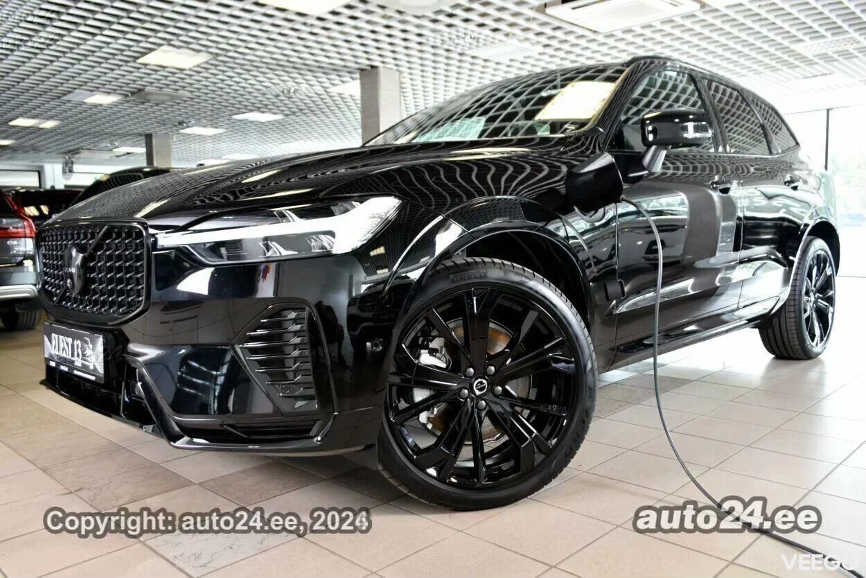 Volvo XC60 AWD B&W LUXURY+ BLACK EDITION ULTIMATE INTELL 293kW
