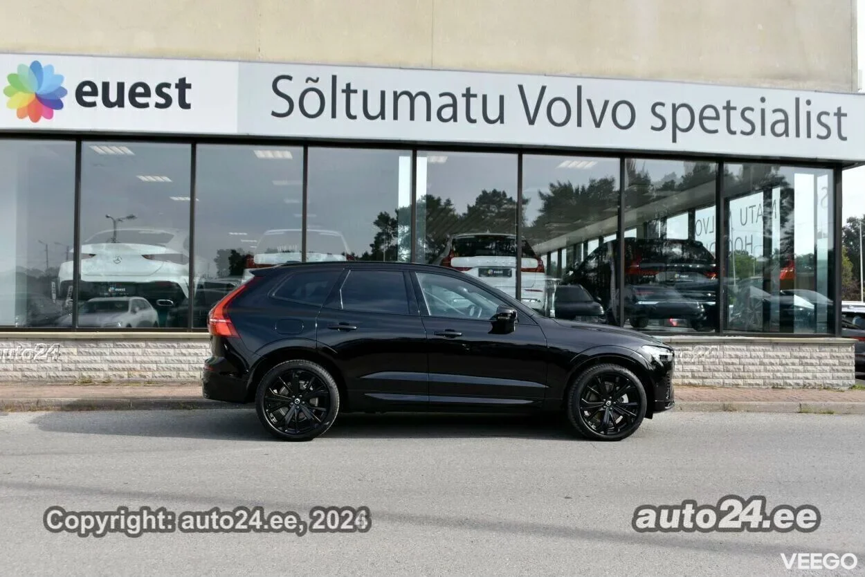 Volvo XC60 AWD B&W LUXURY+ BLACK EDITION ULTIMATE INTELL 293kW