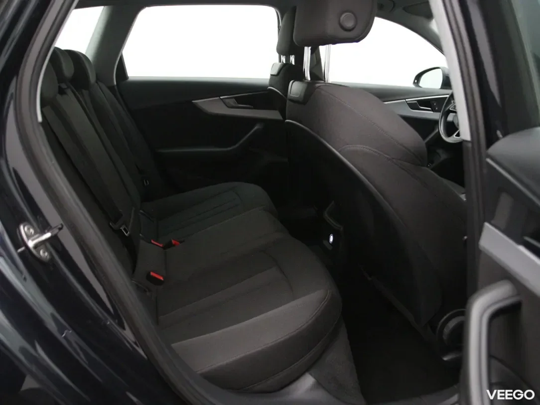 Audi A4 2 140kW