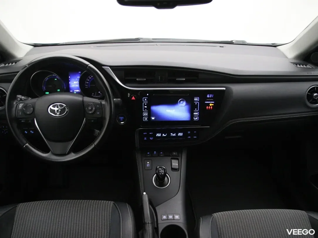 Toyota Auris 1.8 100kW