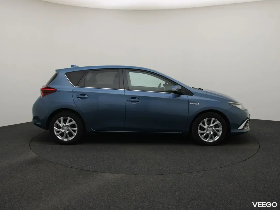 Toyota Auris 1.8 100kW