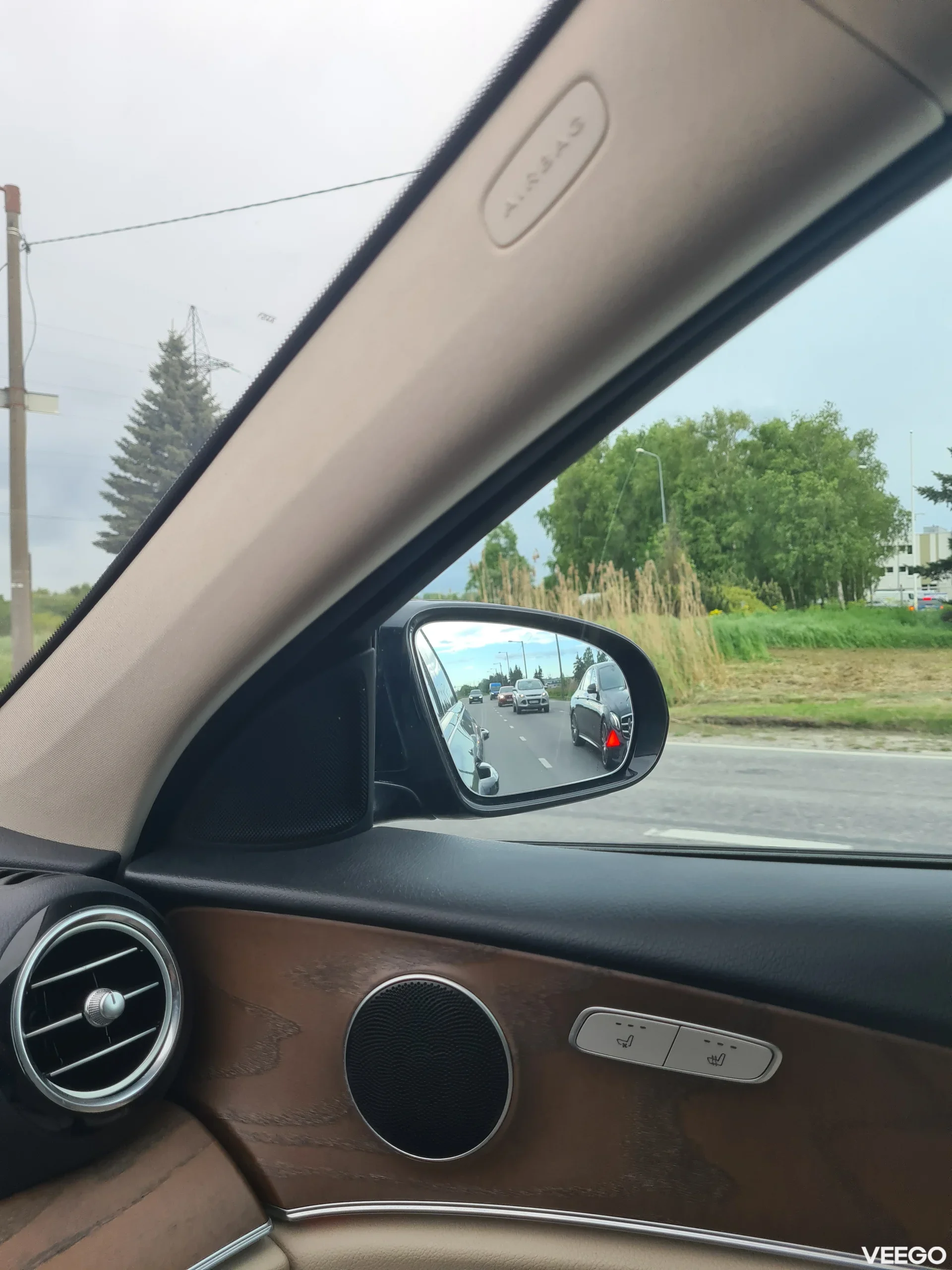 Mercedes-Benz E220 W213 2.0 143kW