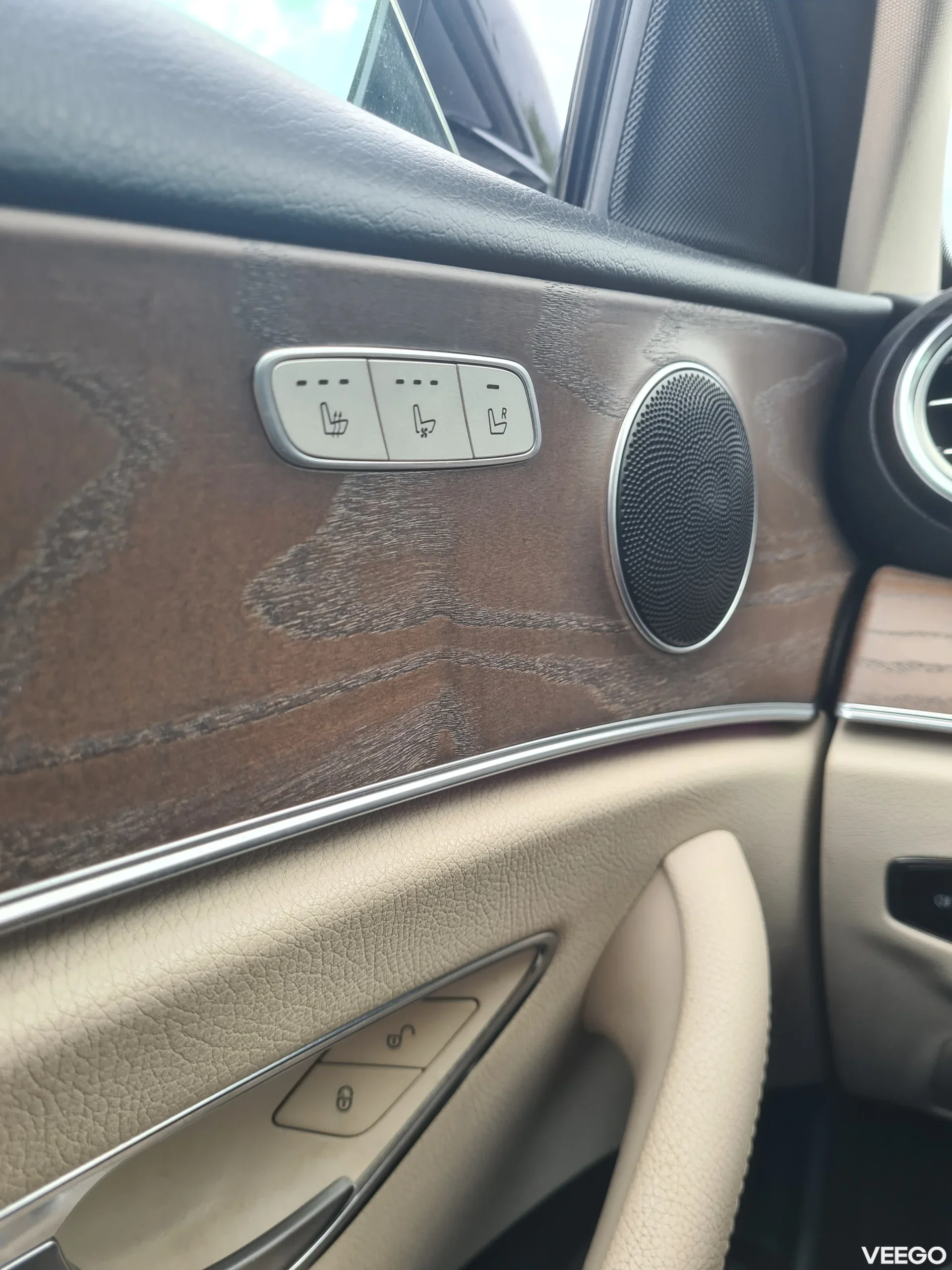 Mercedes-Benz E220 W213 2.0 143kW