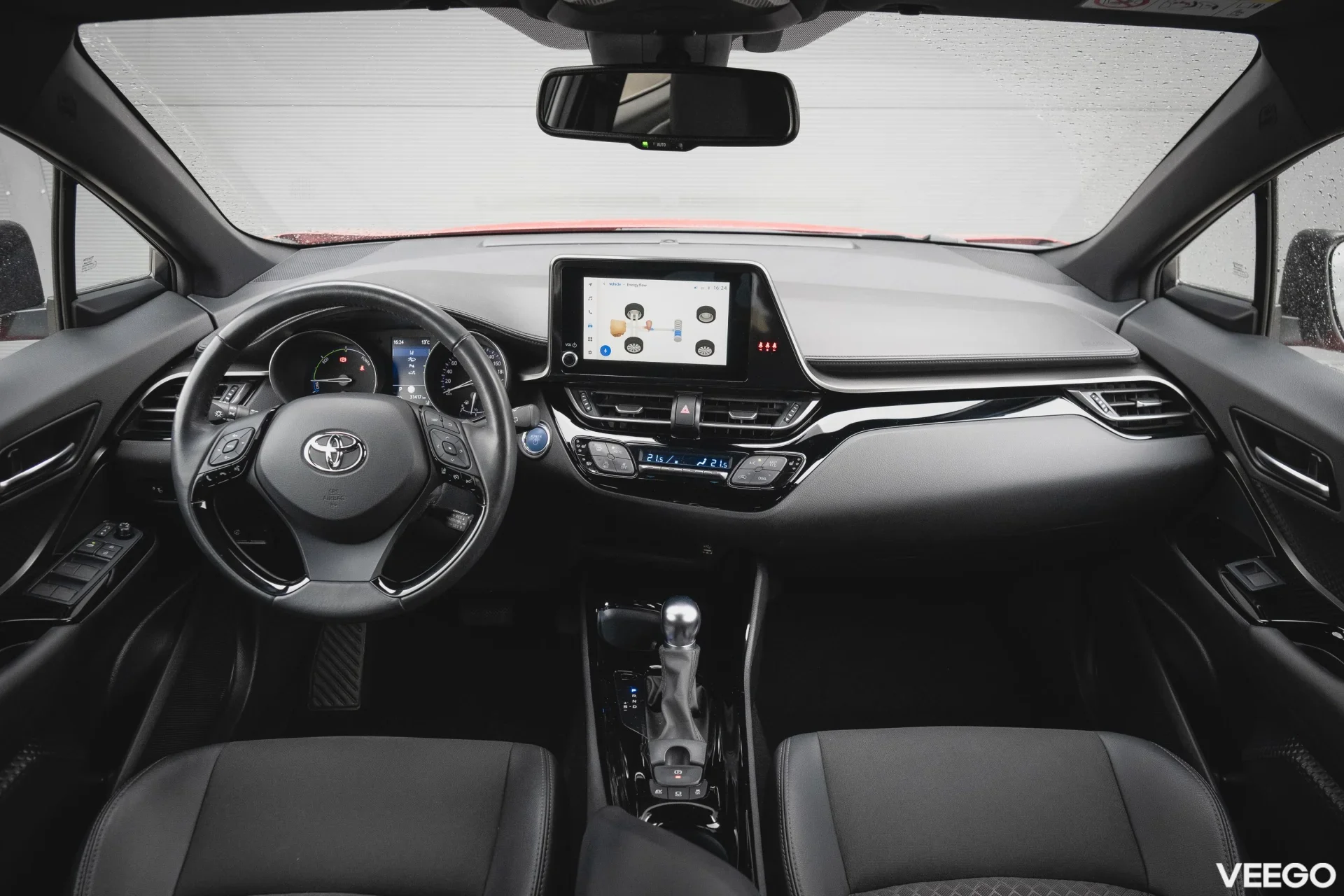 Toyota C-HR Hybrid Crossover Style 2 112kW